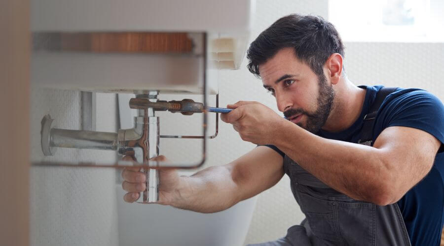 Sink faucet replacement in Palmyra, IN